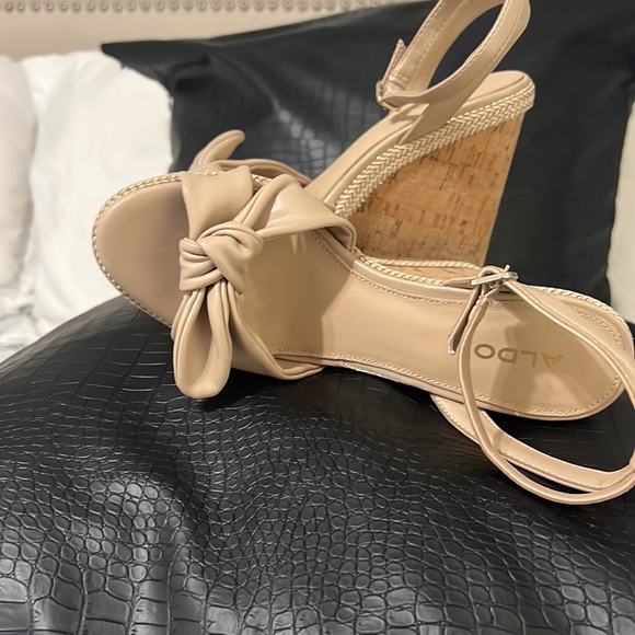platform shoes in excellent condition - Picture 3 of 3